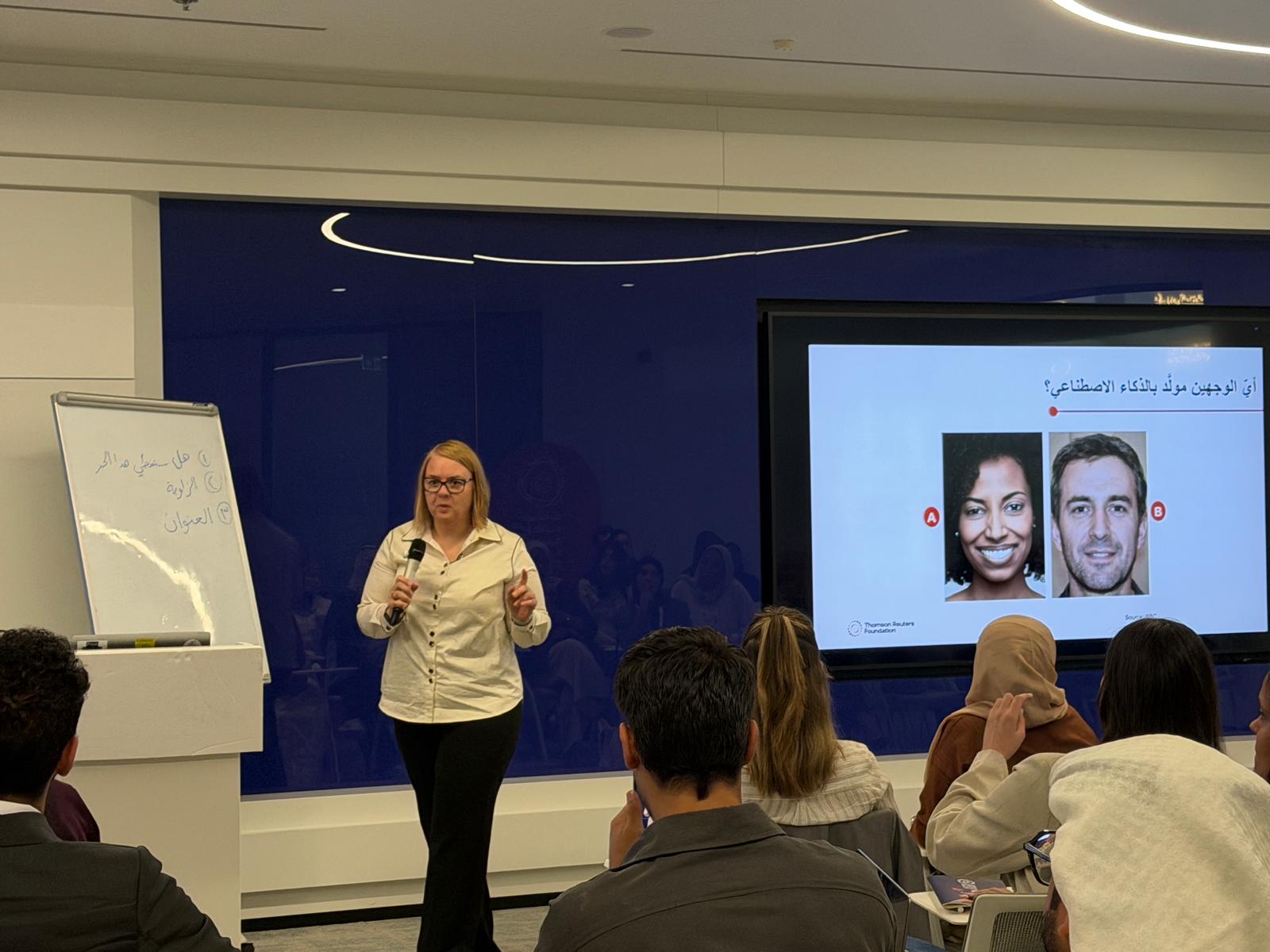 Training in Arabic on how journalists can cover misinformation
